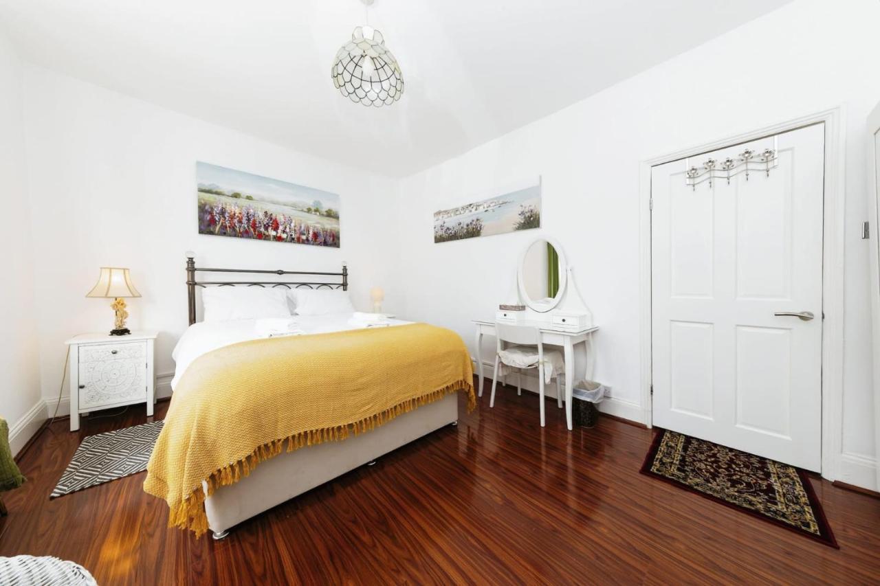 Your Chic 3Br Home Comfort And Style In Londres Exterior foto
